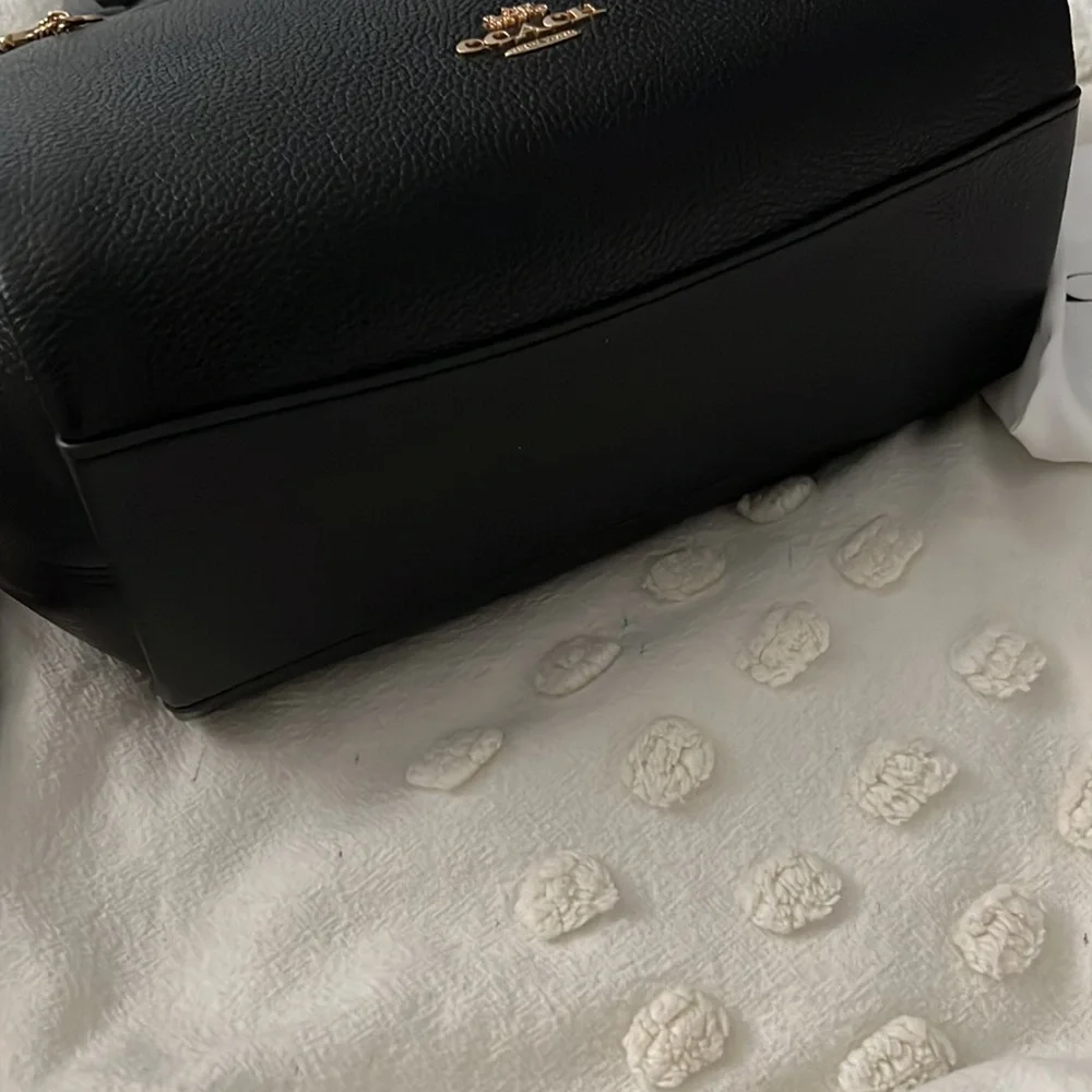 Authentic Elise Pebble Leather Purse - Picture 9 of 15